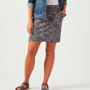 Duluth Trading Co Skort Size Medium NoGA Naturale Cotton Floral Gray Athleisure